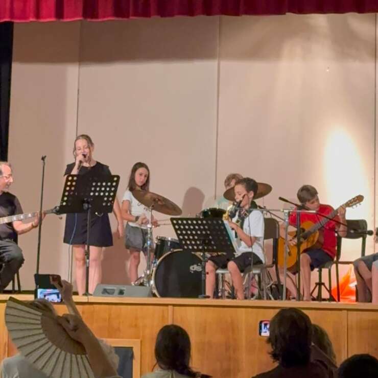 Octopus Young Orchestra